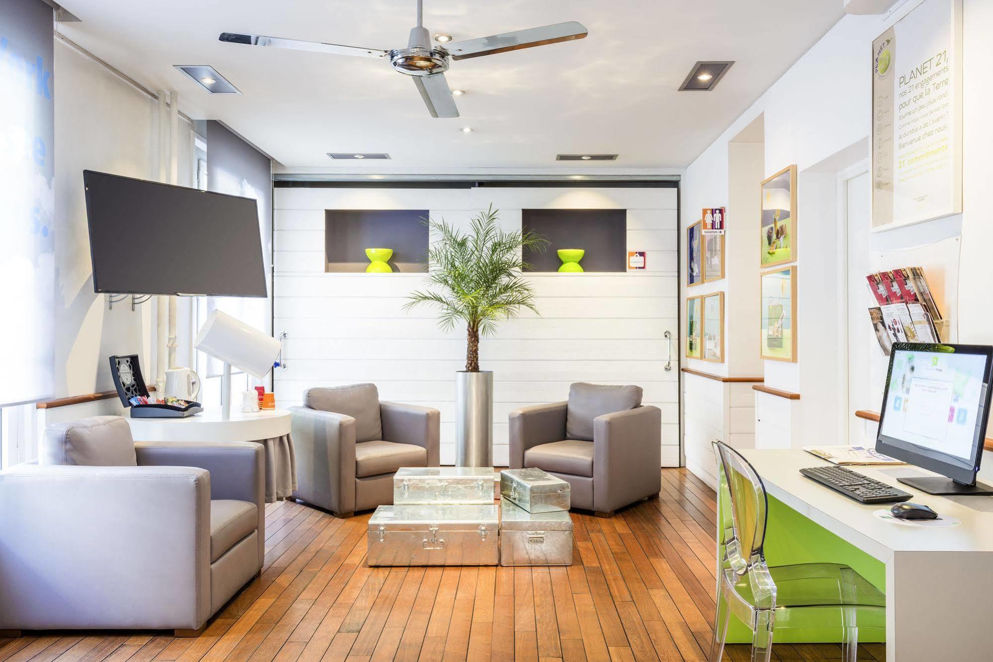 Отель Ibis Styles Asnieres Centre Экстерьер фото